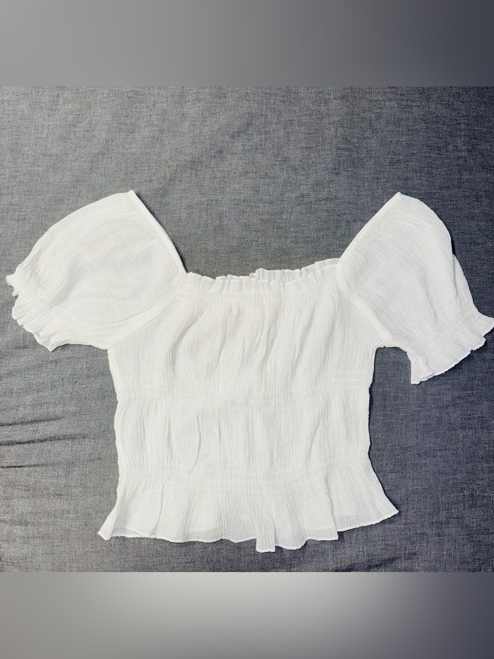 Timing White Off-Shoulder Smocked Puff Sleeve Blouse